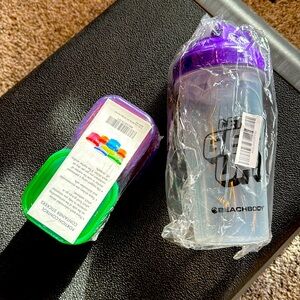 Beachbody BODI shakeo cup from “let’s get up” & portion fix containers